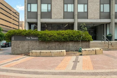 15 S 1st Street Minneapolis MN 55401