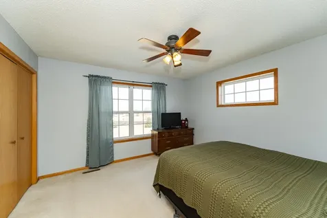 619 Pointe Court SW Rochester MN 55902