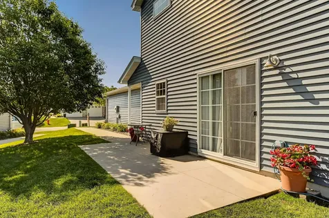 619 Pointe Court SW Rochester MN 55902