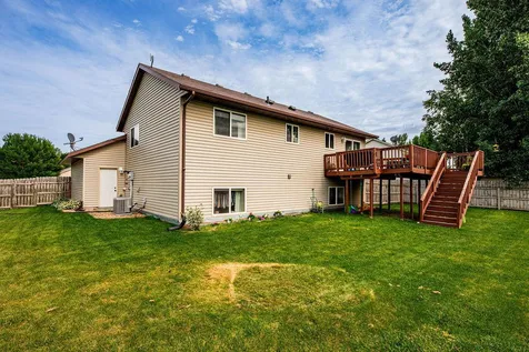 1219 Magnolia Court SW Glyndon MN 56547