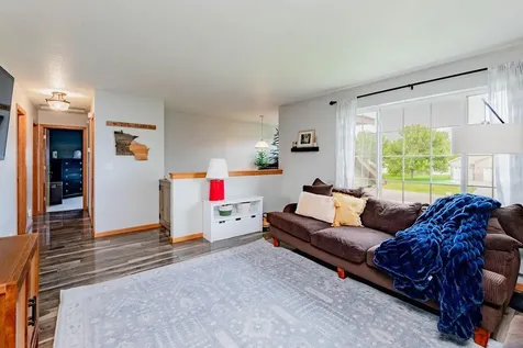 1219 Magnolia Court SW Glyndon MN 56547