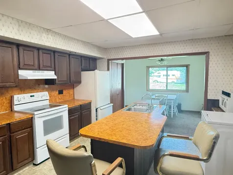 528 W Summit Avenue Fergus Falls MN 56537