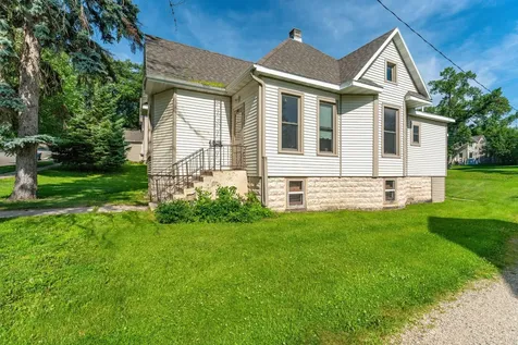 528 W Summit Avenue Fergus Falls MN 56537