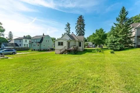 528 W Summit Avenue Fergus Falls MN 56537