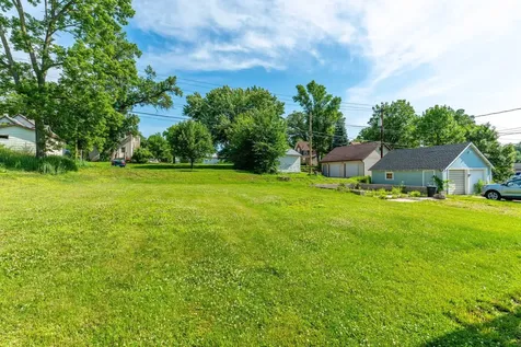 528 W Summit Avenue Fergus Falls MN 56537