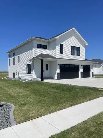 5006 11th Street W West Fargo ND 58078