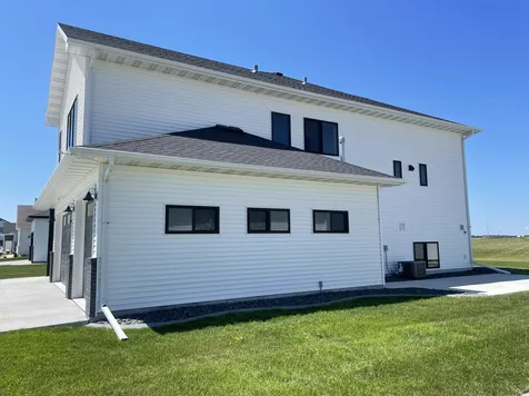 5006 11th Street W West Fargo ND 58078