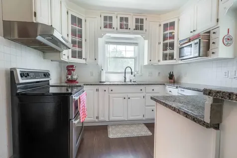 208 N Broadway Fergus Falls MN 56537