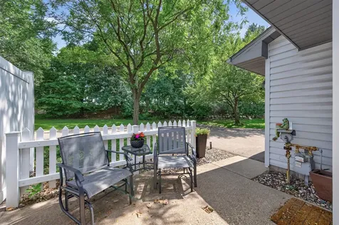 2597 Bedford Court Mendota Heights MN 55120