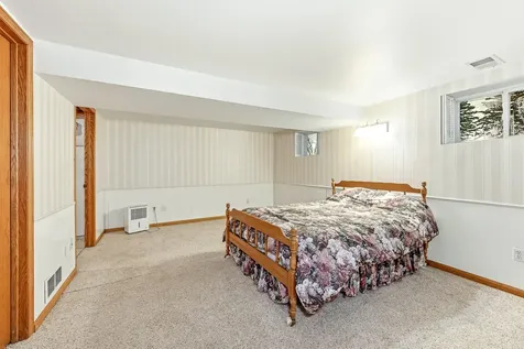 62561 120th Avenue Claremont MN 55924