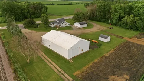 62561 120th Avenue Claremont MN 55924