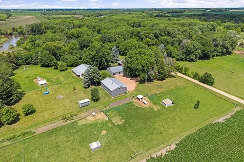 15790 78th Street Mayer MN 55360