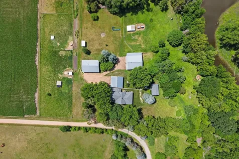 15790 78th Street Mayer MN 55360