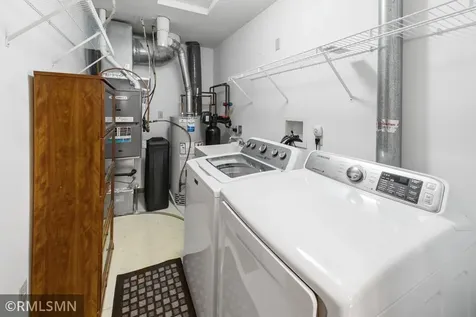 1522 4th Avenue E Shakopee MN 55379