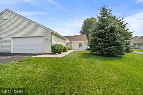 1522 4th Avenue E Shakopee MN 55379