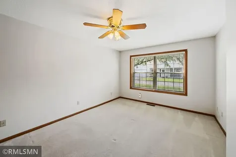 1522 4th Avenue E Shakopee MN 55379