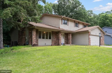 12629 Parkwood Drive Burnsville MN 55337