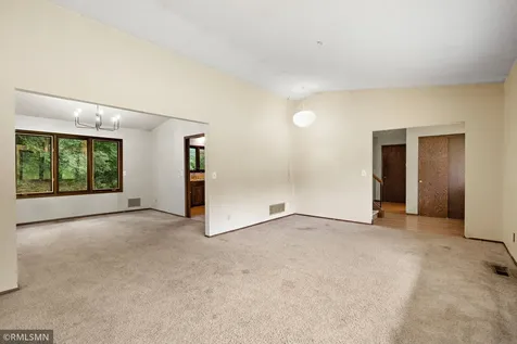 12629 Parkwood Drive Burnsville MN 55337