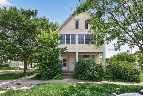 1136 Edgerton Street Saint Paul MN 55130
