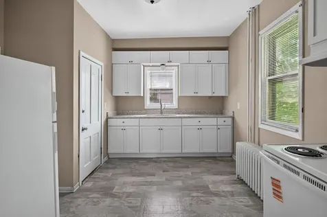 1136 Edgerton Street Saint Paul MN 55130