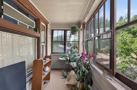 1136 Edgerton Street Saint Paul MN 55130