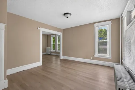 1136 Edgerton Street Saint Paul MN 55130