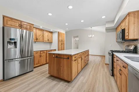 7910 W Park Hills Drive Bloomington MN 55438