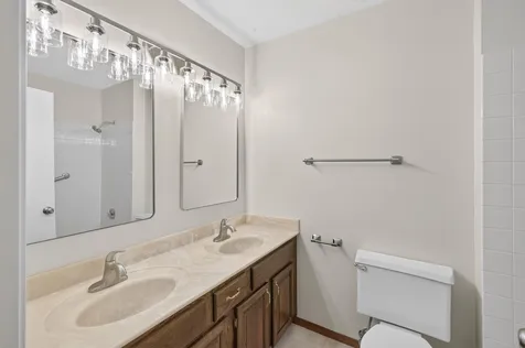 7910 W Park Hills Drive Bloomington MN 55438