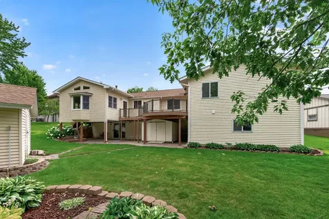 7910 W Park Hills Drive Bloomington MN 55438