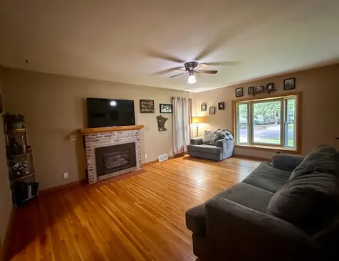 2934 Oak Avenue Slayton MN 56172