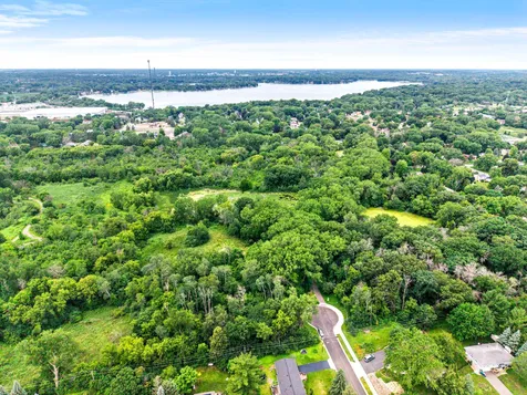 8460 Westbend Road Golden Valley MN 55427