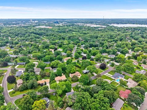 8460 Westbend Road Golden Valley MN 55427