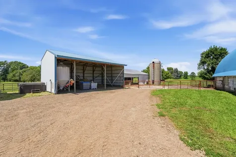 19548 County Road 21 Richmond MN 56368