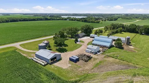 19548 County Road 21 Richmond MN 56368