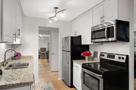 1901 Emerson Avenue S Minneapolis MN 55403