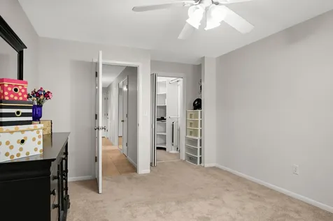 1901 Emerson Avenue S Minneapolis MN 55403
