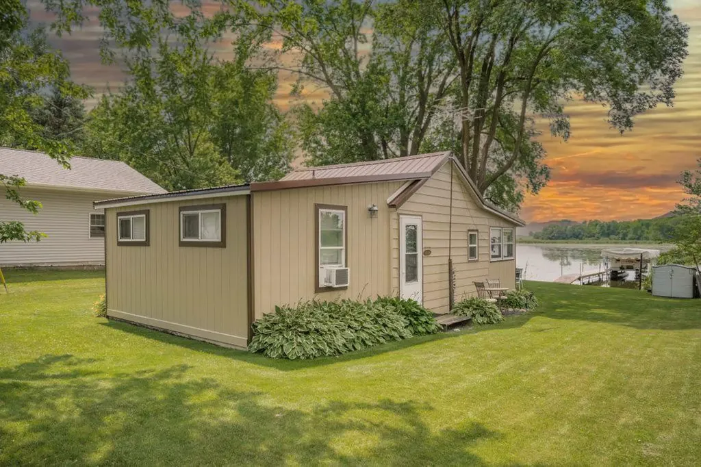 37371 657th Avenue Watkins MN 55389