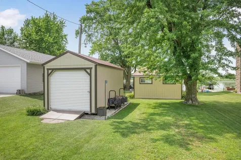 37371 657th Avenue Watkins MN 55389