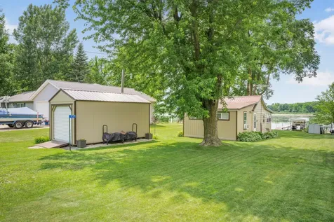 37371 657th Avenue Watkins MN 55389