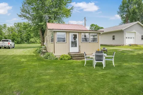 37371 657th Avenue Watkins MN 55389