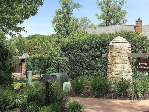 415 Carpenters Point Wayzata MN 55391
