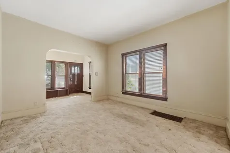 921 27th Avenue SE Minneapolis MN 55414