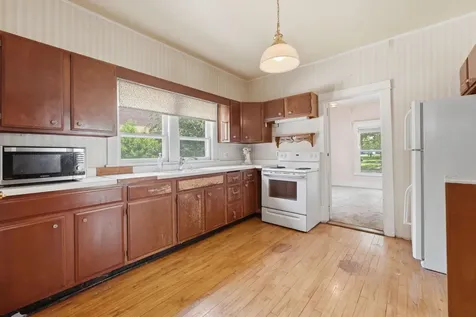 921 27th Avenue SE Minneapolis MN 55414