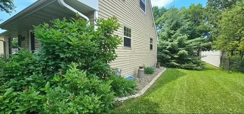 20 Highland Drive Morris MN 56267