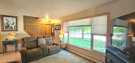 20 Highland Drive Morris MN 56267