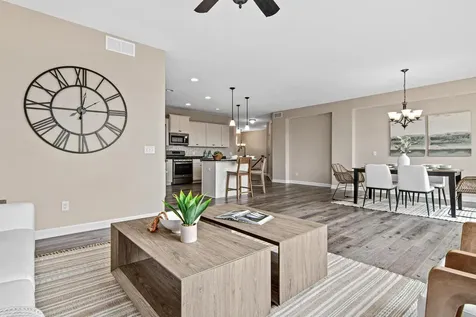 9189 Plymouth Road Woodbury MN 55129
