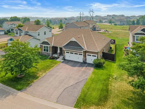9189 Plymouth Road Woodbury MN 55129
