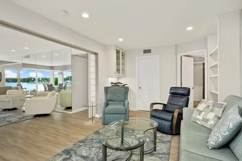 603 Lake Street Excelsior MN 55331