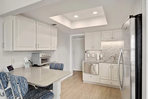 603 Lake Street Excelsior MN 55331