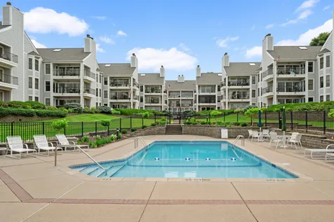 603 Lake Street Excelsior MN 55331